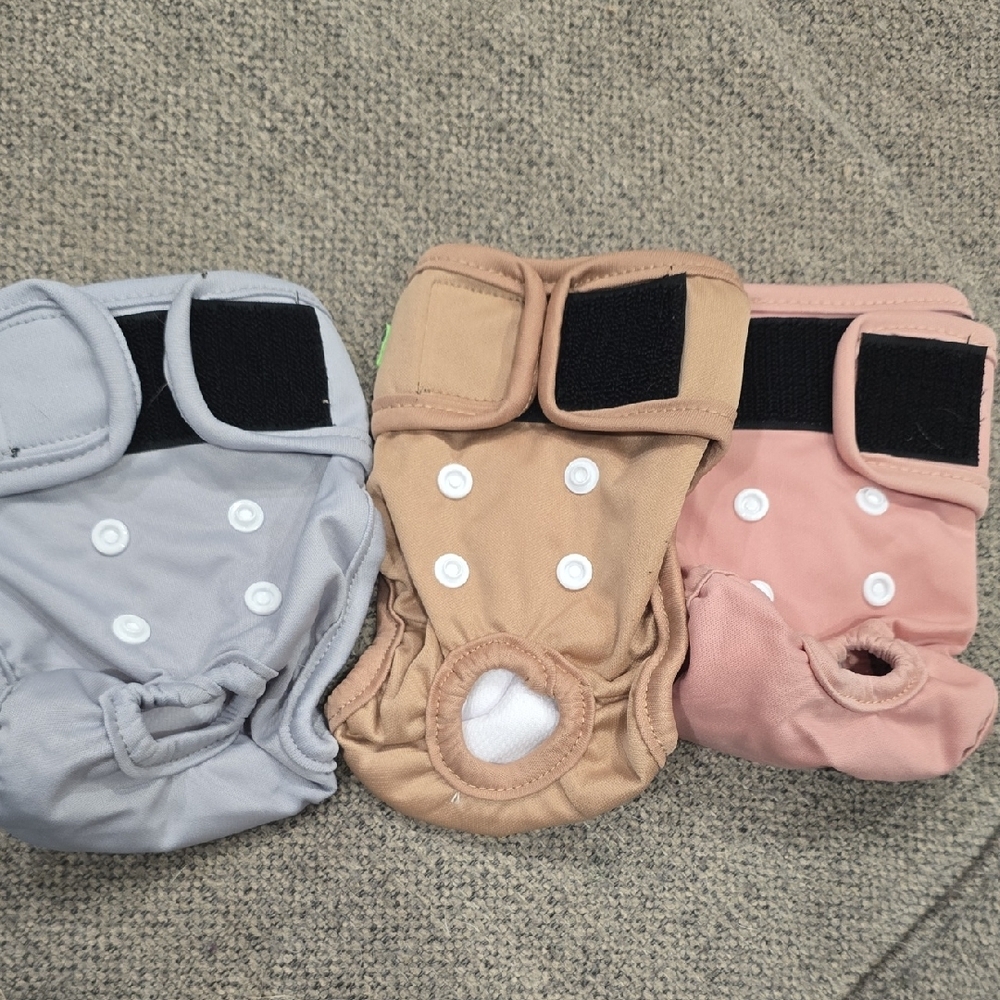 Set of Three Reusable Diapers in Neutral Tones - Picture 3 of 4